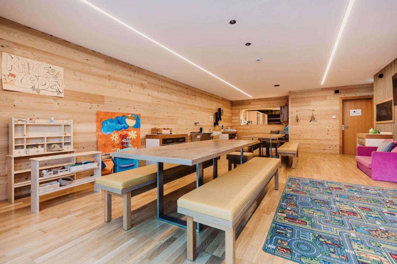 Hofgut Apartment & Lifestyle Resort 瓦格赖恩 外观 照片