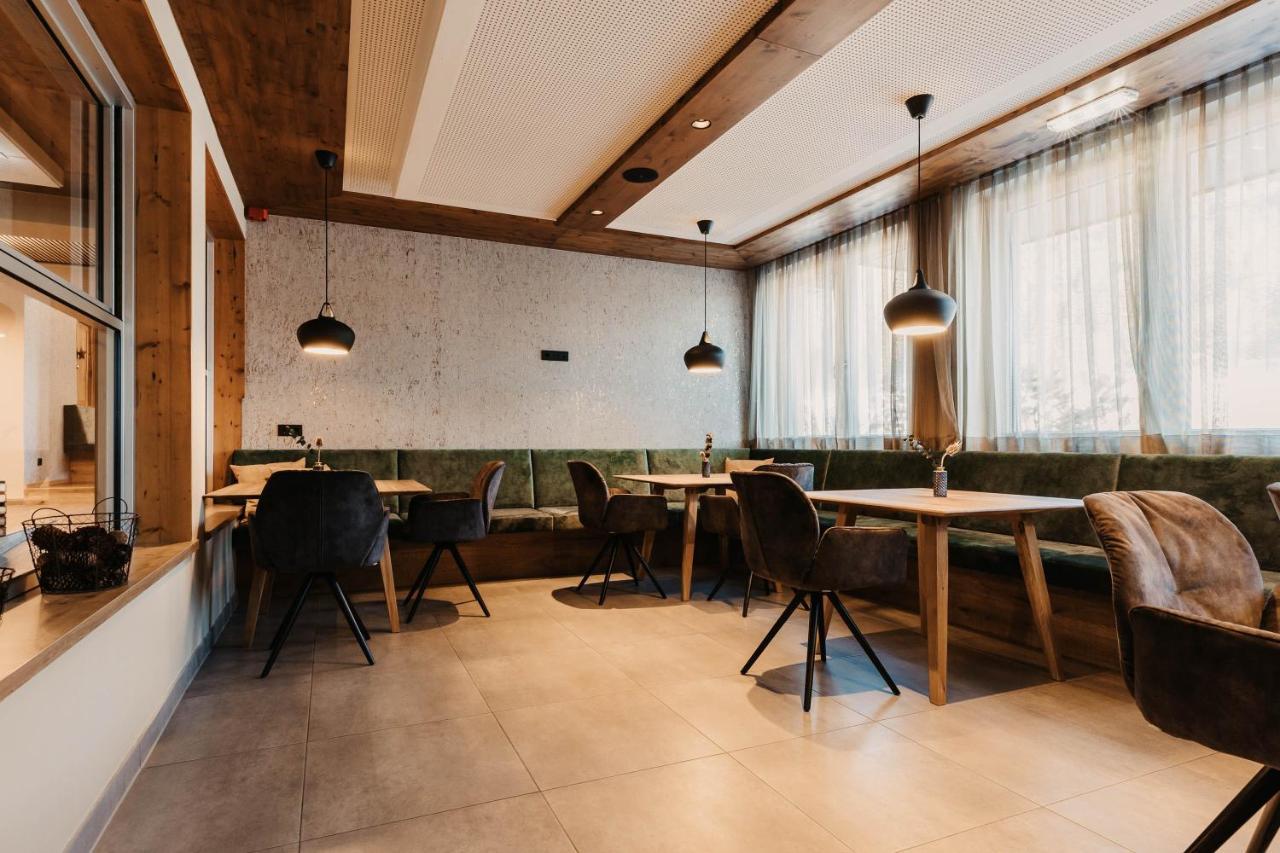 Hofgut Apartment & Lifestyle Resort 瓦格赖恩 外观 照片